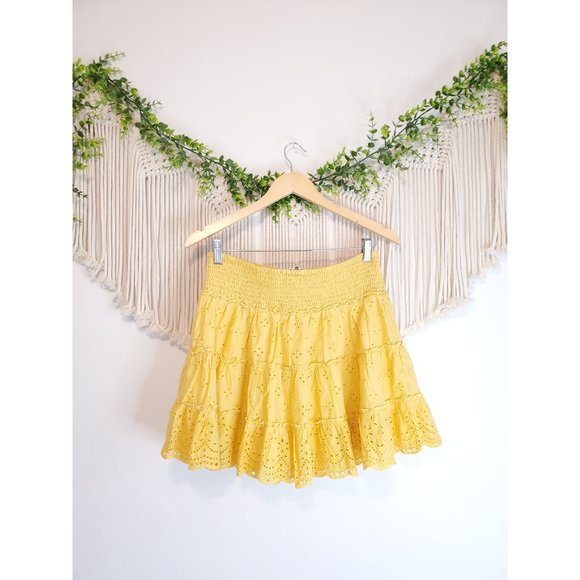 American Eagle Yellow Eyelet Skirt - Picture 4 of 6